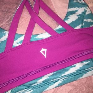 Ivivva reversible crop top